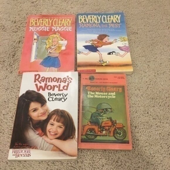 11 Beverly Cleary paperback books - Picture 4 of 10